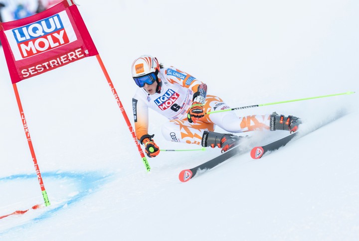 Vlhová získala skvelé 3. miesto v obrovskom slalome v Sestriere, víťazkou Bassinová